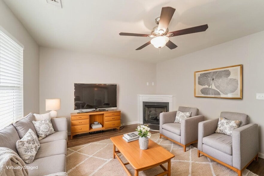 Building Photo - 5713 Henderson Oaks Dr