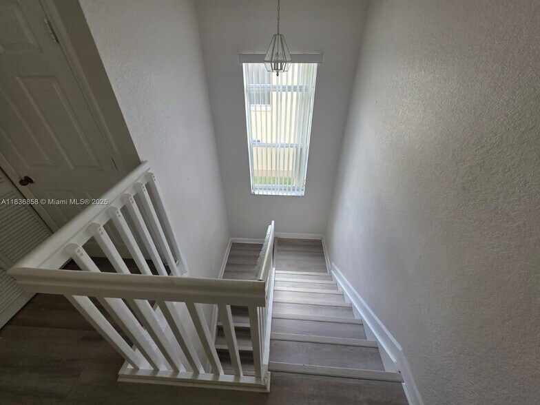 Building Photo - 12822 SW 135th St