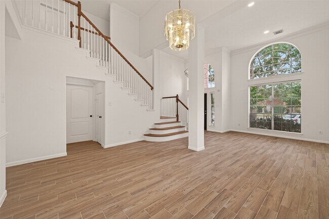 Building Photo - 3206 Shadowfern Ct