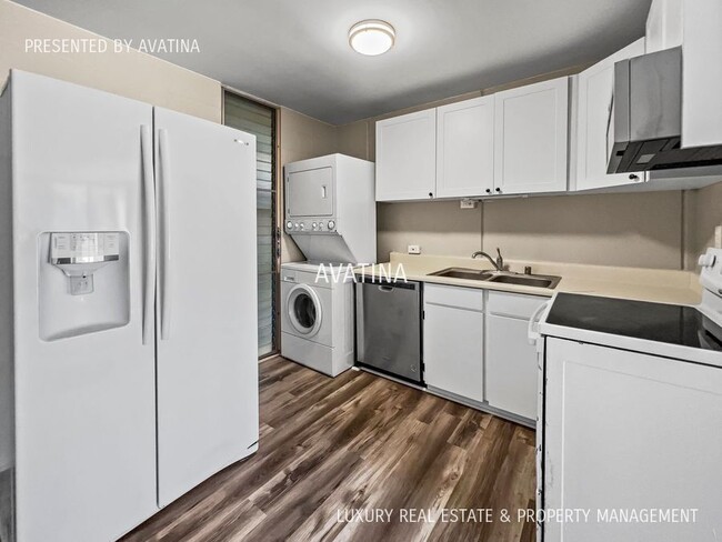 Building Photo - 95-2040 Waikalani Pl E202-