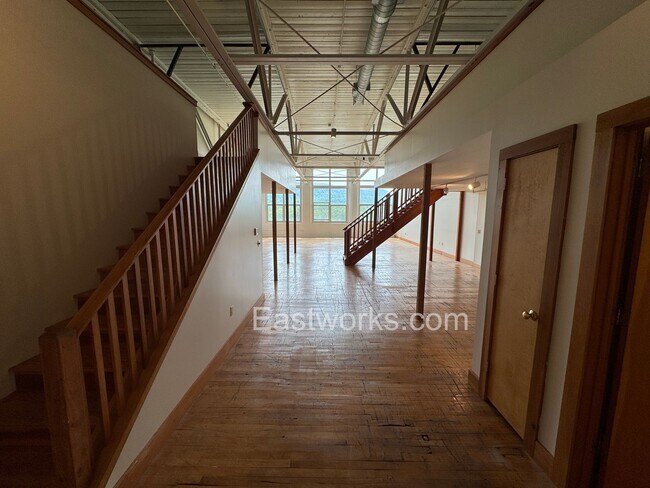 Building Photo - Eastworks: Light-filled studio with views ...