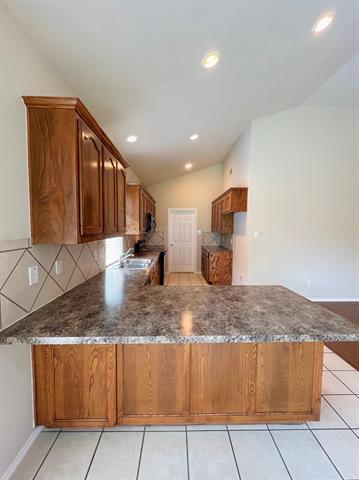 Building Photo - 2128 Carlotta Dr