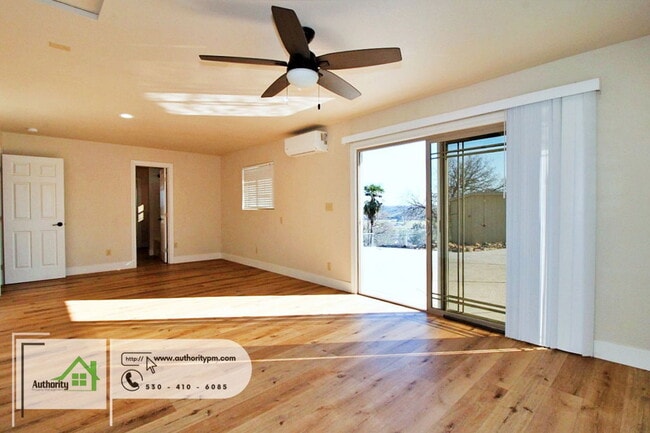 Building Photo - 19250 Hill St