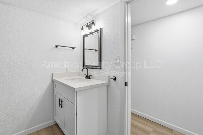 Building Photo - 6201 W Acoma Dr