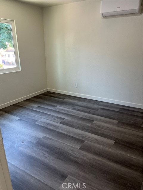 Building Photo - 1257 Velasco St