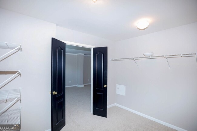 Building Photo - 3380 Gables Ct
