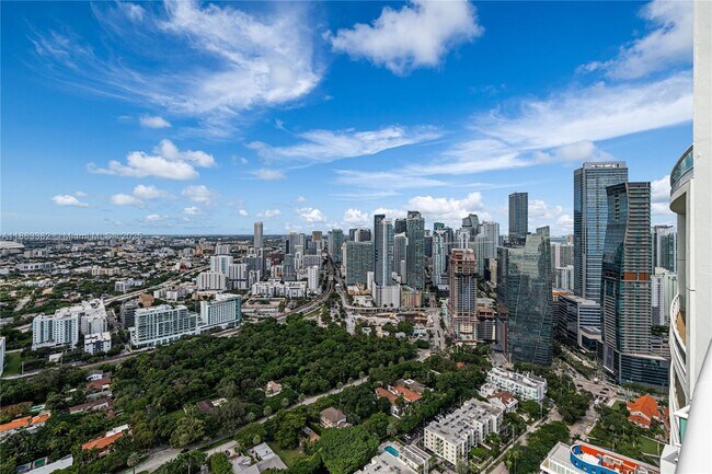 Building Photo - 1643 Brickell Ave