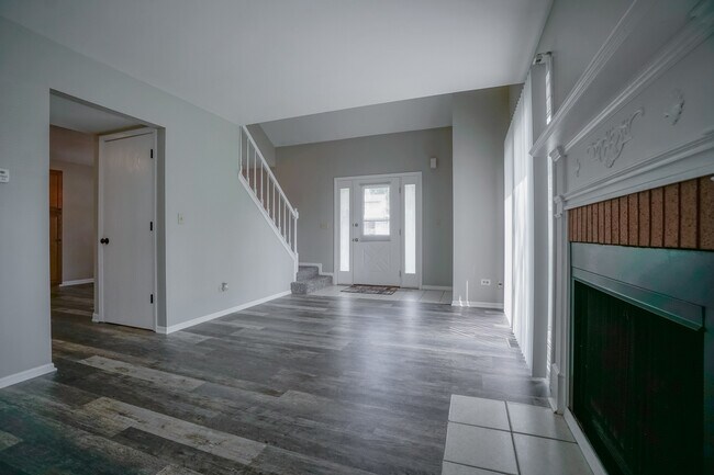 Building Photo - 11611 Davey Dr