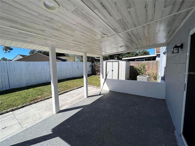 Building Photo - 1081 Vista Palma Way