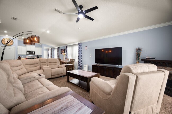 Building Photo - Spacious 4-Bedroom Home with Fenced Yard & Community Amenities – Available June 30th!