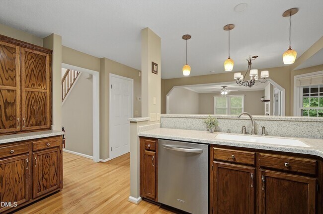 Building Photo - 106 Dilworth Ct
