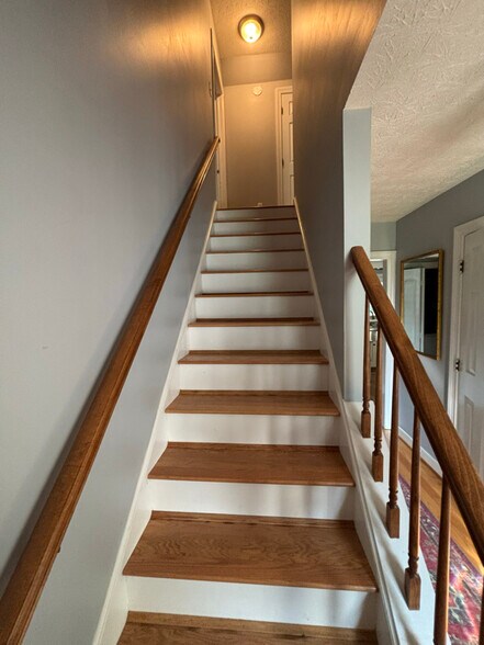 Building Photo - 7149 Mill Valley Rd
