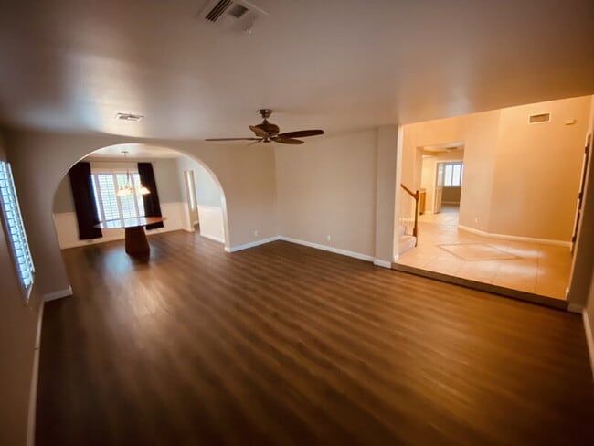 Building Photo - 8217 Ocean Terrace Way