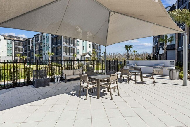 Building Photo - 4902 Cosmos Cir