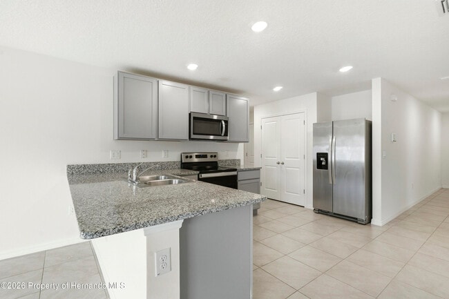 Building Photo - 13322 Golden Lime Ave
