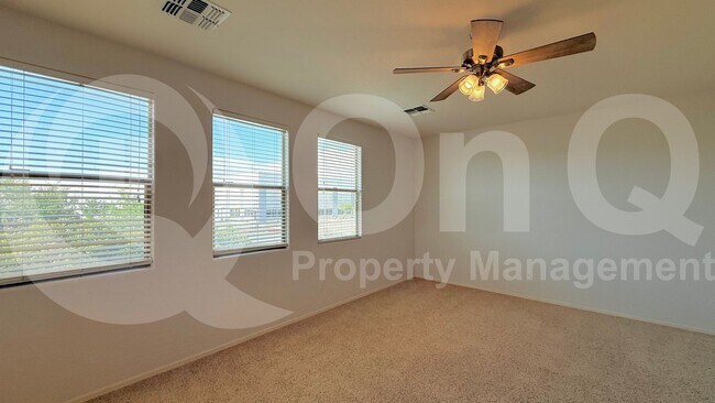 Building Photo - 3316 E Kingbird Pl
