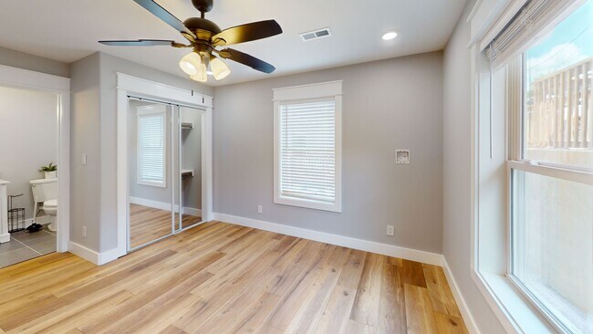 Building Photo - 1708 Highland Ave