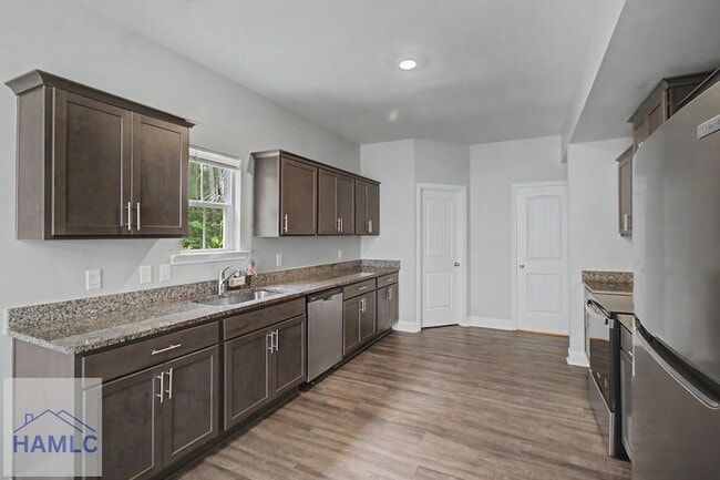 Building Photo - 702 Mill Creek Cir