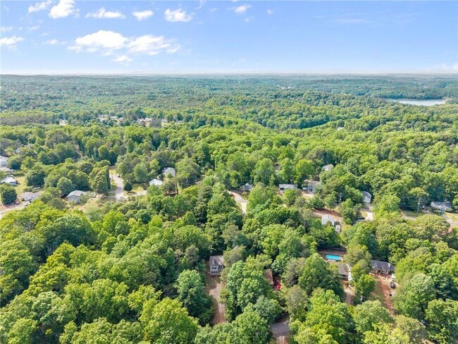 Building Photo - 5350 Tomahawk Terrace