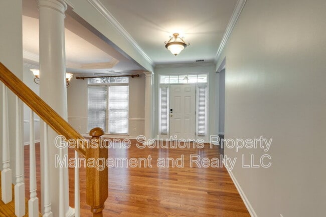 Building Photo - 756 Rolling Fork Dr