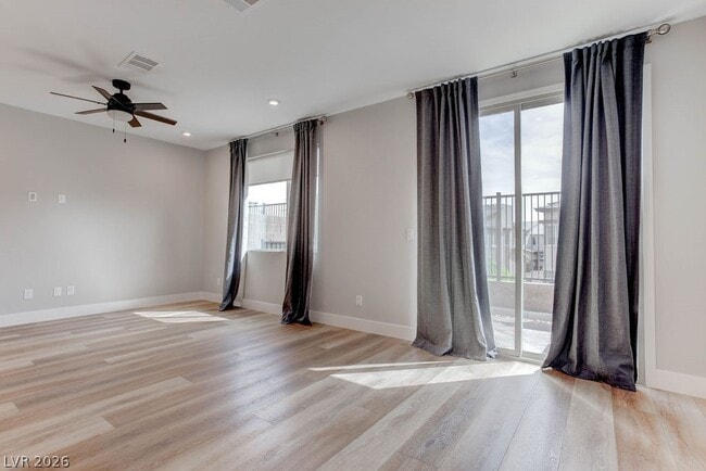 Building Photo - 646 Infinity Rdg St