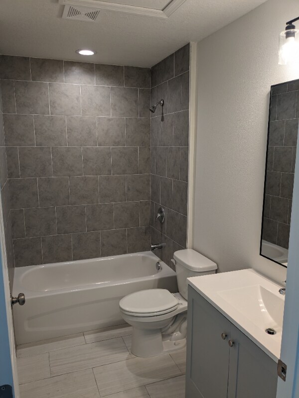 Building Photo - 5837 Babian Rd