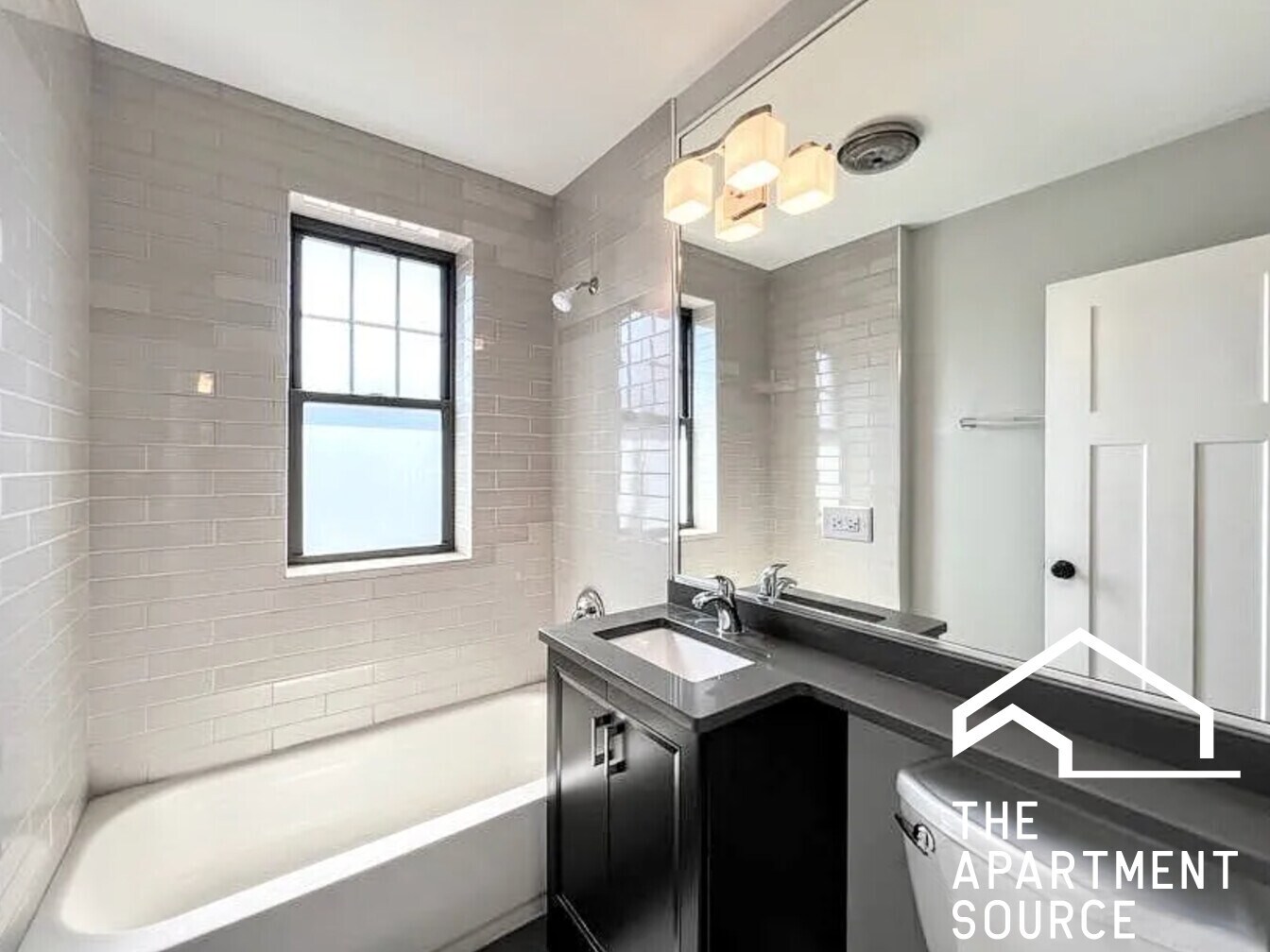 Building Photo - 1124 Maple Ave