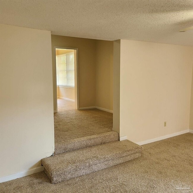 Building Photo - 125 Rue Max St