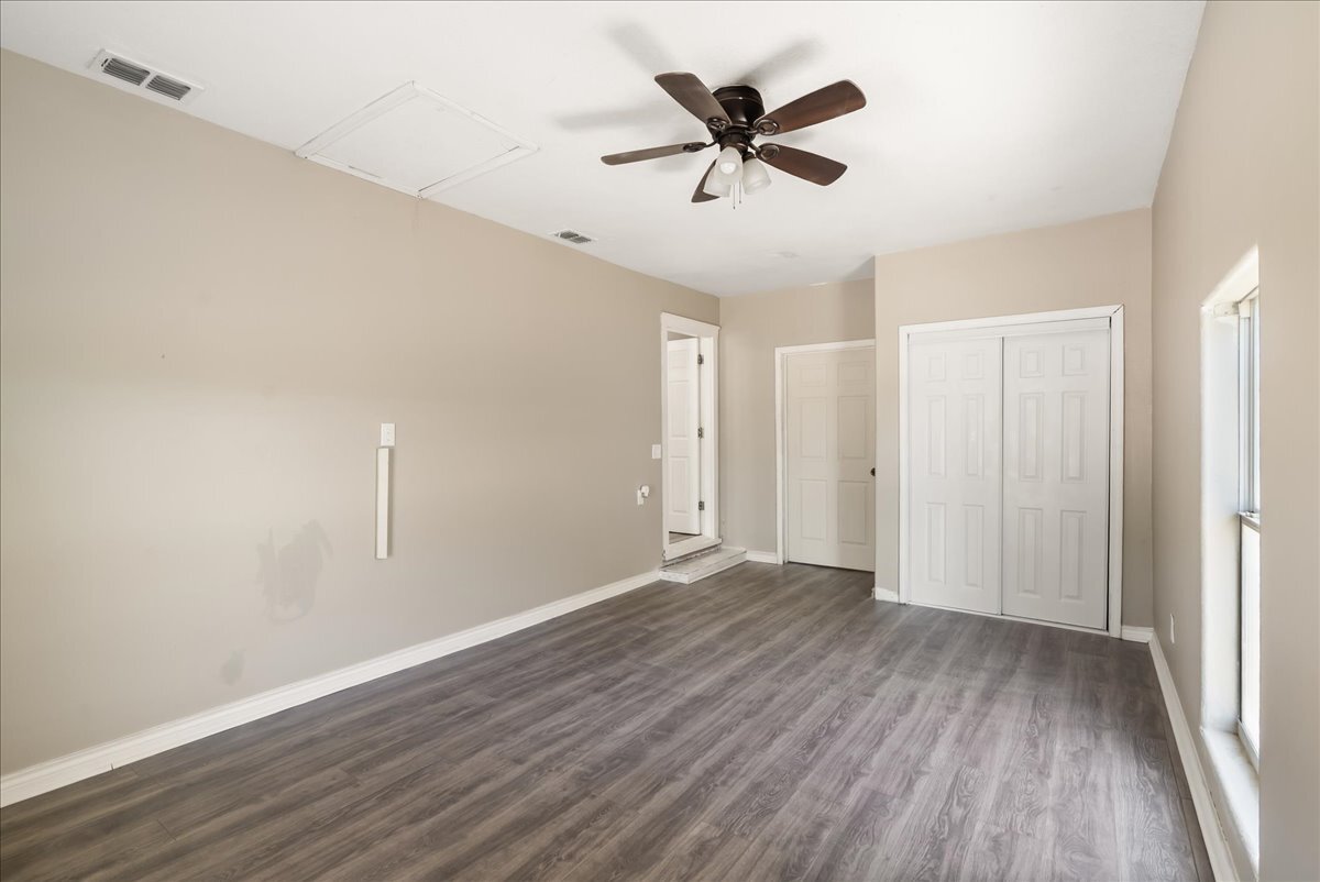 Building Photo - 4513 Green Grove Dr