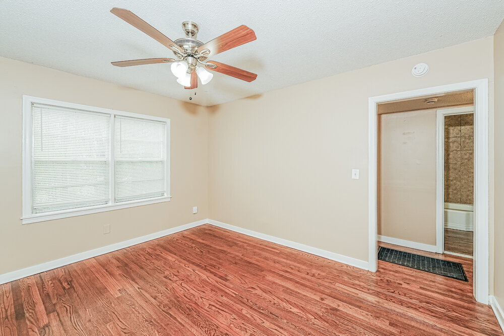 Building Photo - 158 24th St