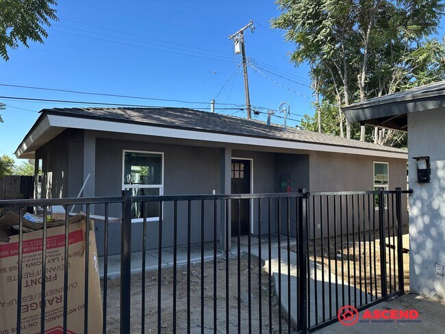 Building Photo - 415 Minner Ave