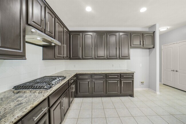 Building Photo - 402 Sterling Heights Ln