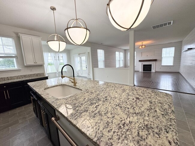 Building Photo - 3514 Great Island Ln