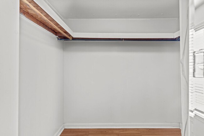 Building Photo - 119 Starwood Cir