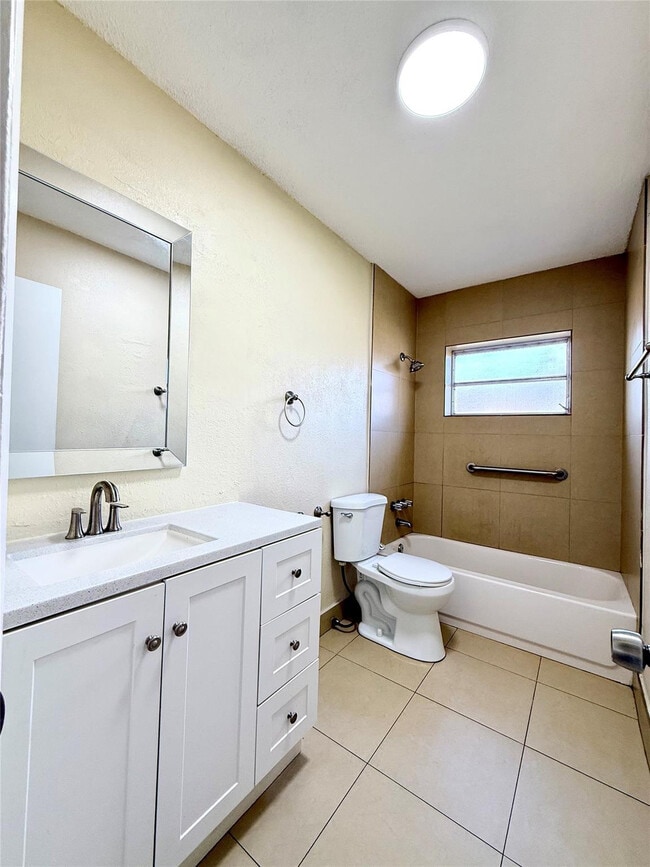 Building Photo - 4190 NW 45th St