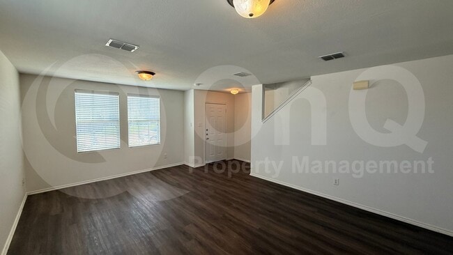 Building Photo - 616 Timberhaven Terrace