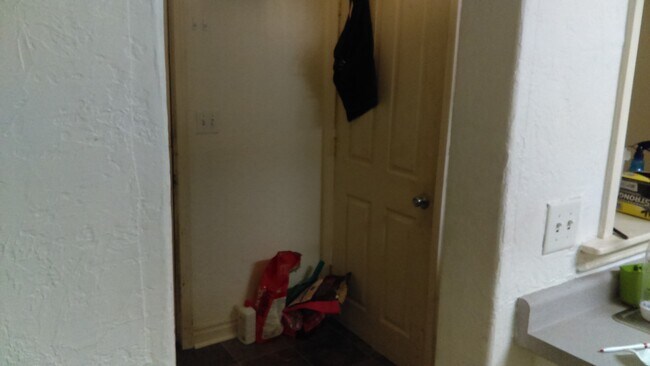 door to basement/laundry - 1014 N University Dr