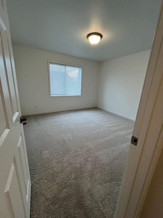 Building Photo - The Wilds Townhomes