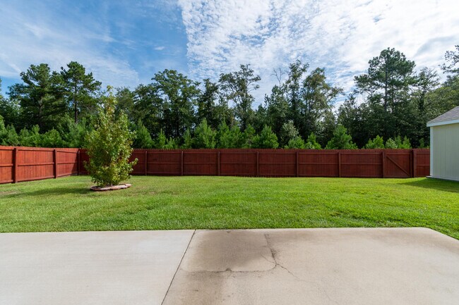 Building Photo - 3733 Moseley Dr