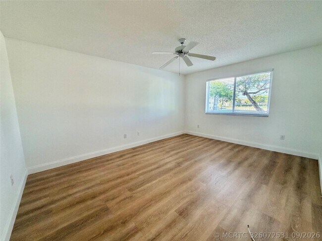 Building Photo - 9587 Weldon Cir