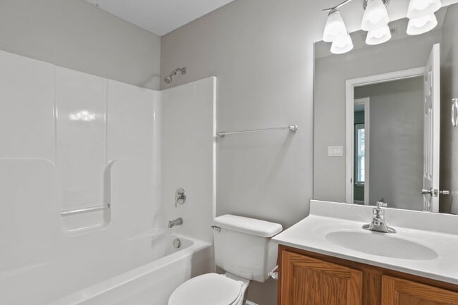 Building Photo - "Charming 3-Bedroom Sanctuary with 2 Full ...