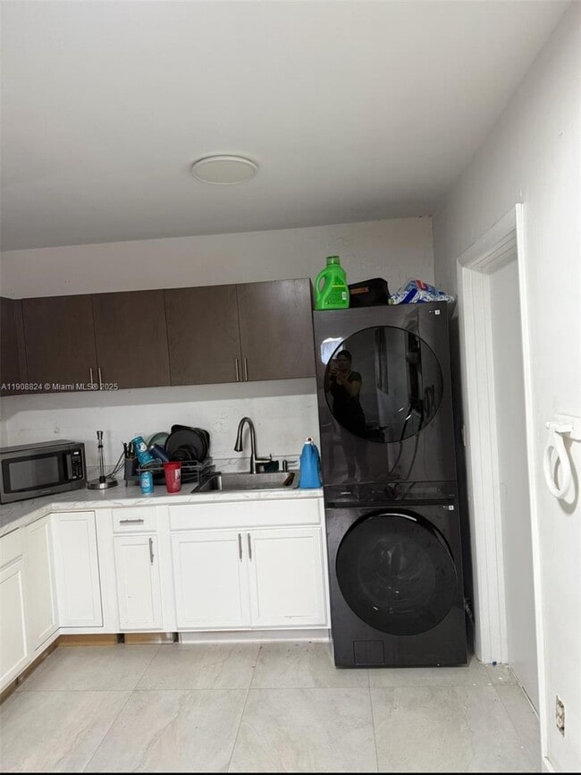 Building Photo - 12430 SW 184th St