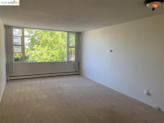 Building Photo - 2601 College Ave