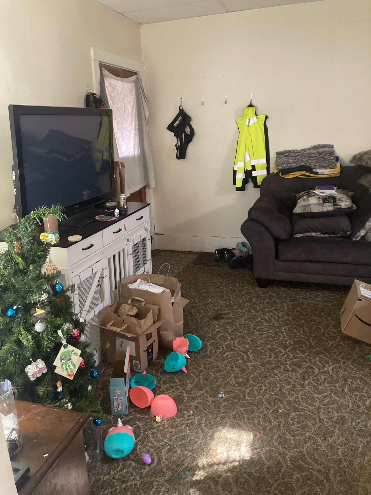 Building Photo - 80 Lake St