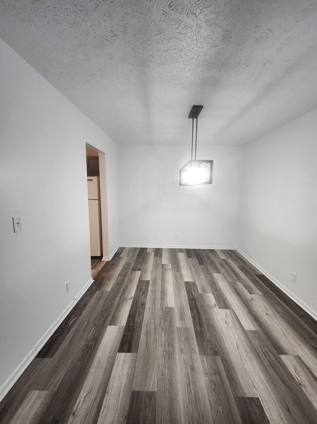 Interior Photo - FRANK