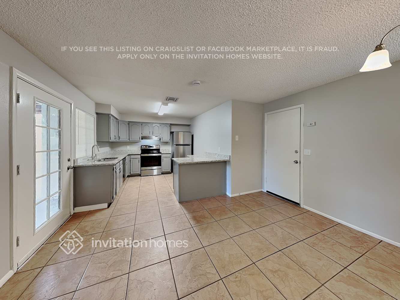 Building Photo - 5552 W Carol Ave