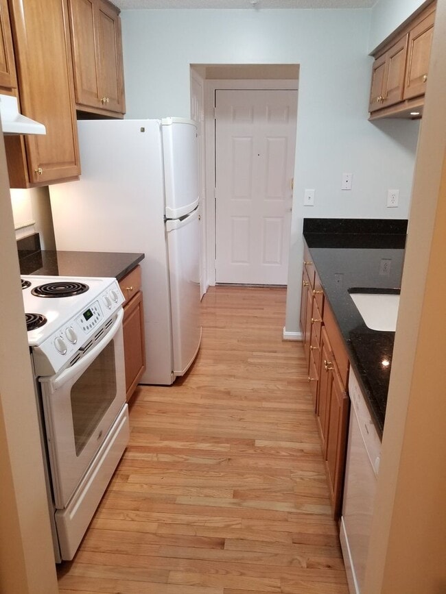 Building Photo - 2603 Camelback Ln