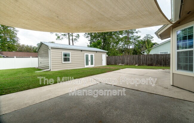 Building Photo - 3168 Sanderling Ct