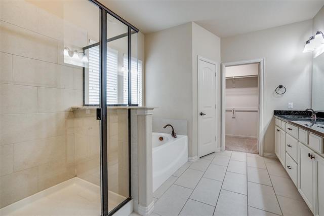 Building Photo - 8813 Denstone Dr