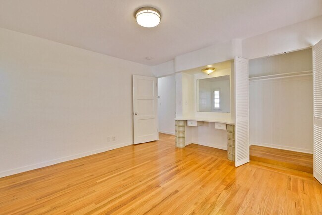 Building Photo - Wow! What a Great Home! Available Soon!